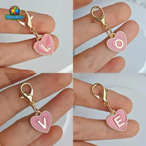 happyss Bonito Alfabeto 26 Letras Coração Chaveiro Para Bolsas Fone De Ouvido Charme Pingentes Acessórios Presentes Com