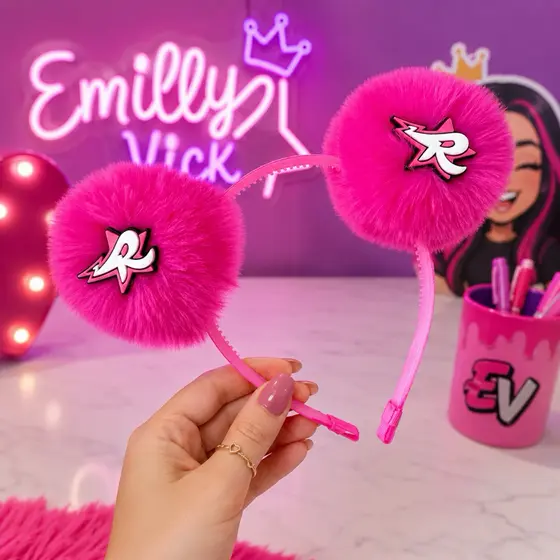 Tiara Emilly Vick Grupo dos Rosas Infantil Pompom Rosa | Tiara de Pelúcia para Meninas | Fantasia Festa Aniversário