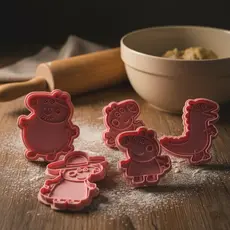 Kit Cortadores Peppa Pig 3D – Biscoito, Pasta Americana e Massinha