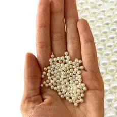 Pérola ABS 4mm Sem Furo + Rebites - 500 unidades - 20g