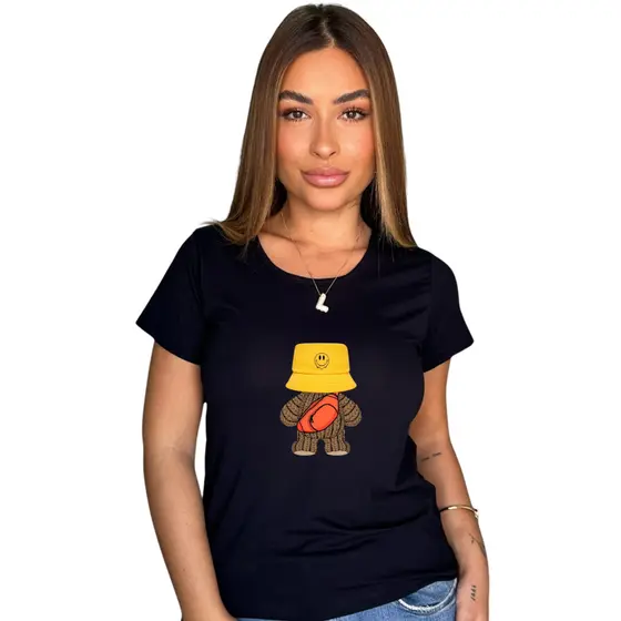 Blusa Feminina Manga Curta Estampada Ursinho Com Chapéu Smile.