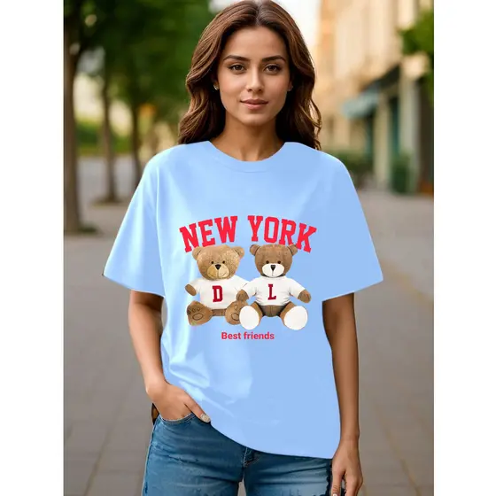 Camiseta feminina oversize estampada dois ursos New York