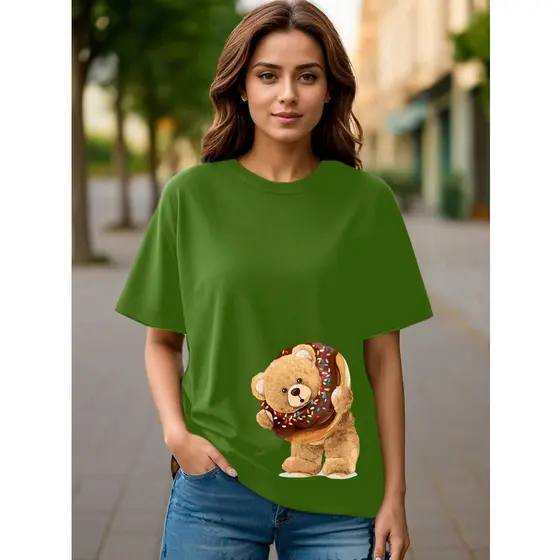 Camiseta feminina oversize estampada rosquinha com urso dentro