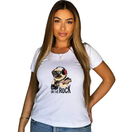 Blusa feminina manga curta estampada Pug On The Rock