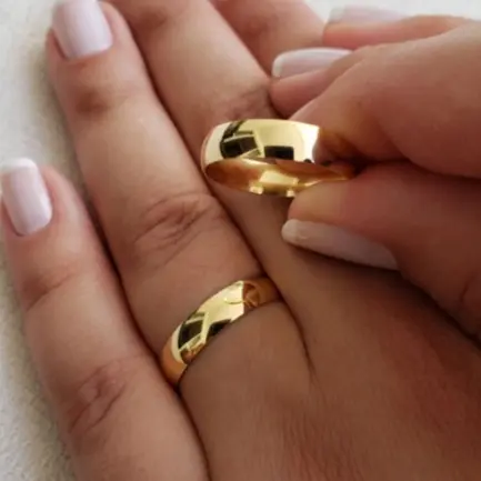 Aliança Namoro Casamento UNIDADE Dourada Prata