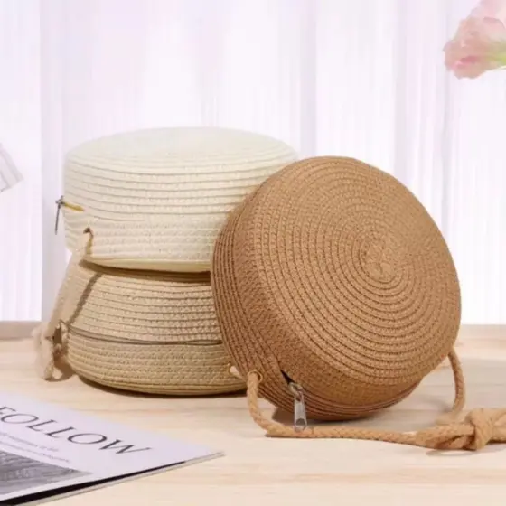 Bolsa Feminina Pequena De Palha Sintetica Natural Redonda Artesanal Moda Atual