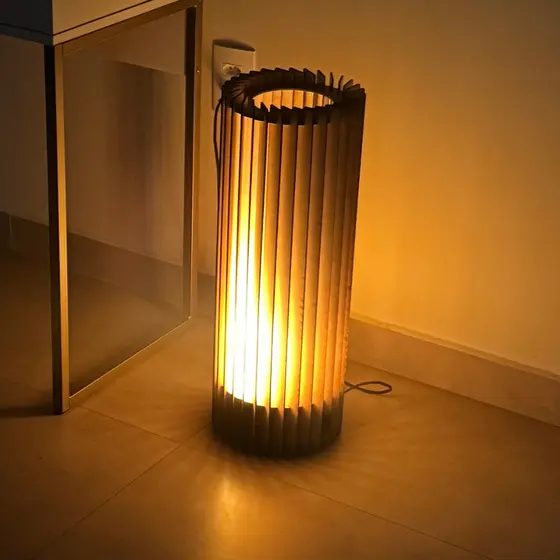 Abajur Grande de Chão Espiral MDF Moderno Elegante 60 cm Luminária Sala Quarto