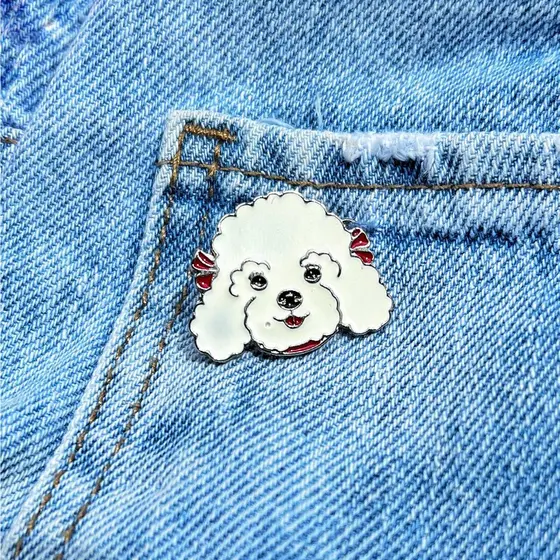 Botton Cachorrinho Poodle Pin Broche Aço Inox Pet Pingente Crocks