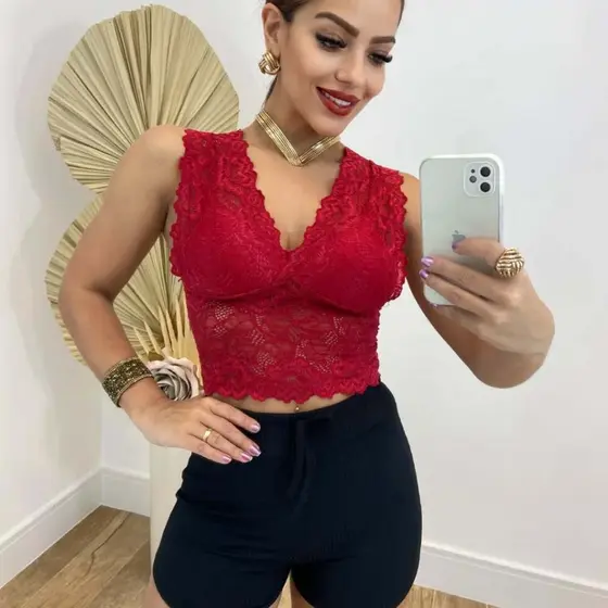 Cropped de Renda Feminino Regata Top Com Bojo Alça Larga Blusinha Sutiã Casual