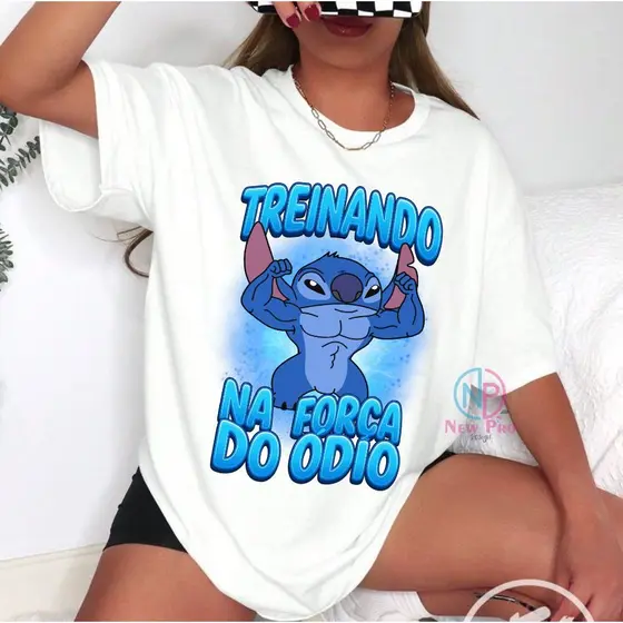Camiseta Treino Feminina Stitch Oversized Roupas de Academia Look de Treino Lilo & Stitch Meme