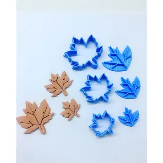 Kit Cortador Folhas Frozen Outono 5, 4 e 3 cm.