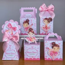 Kit Festa Bailarina Personalizado: Pegue e Monte para um Aniversário Mágico!