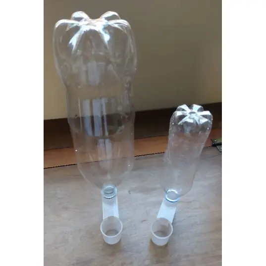 Bebedouro Pet para aves rosqueável em qualquer garrafa Pet de refrigerante ou outras