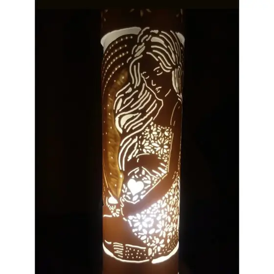 Abajur Luminária Artesanal em pvc 35 cm Bivolt Mamãe Gestante
