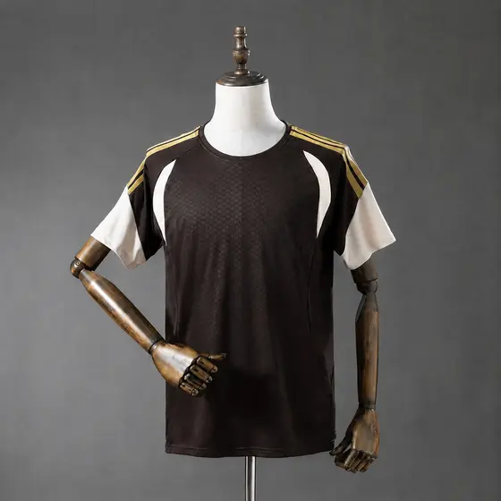 Camisa Masculina Marrom Escuro Detalhes Bege 26/27 Modelo Esportivo Casual P ao 2XL