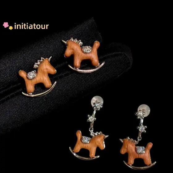 [Init-t] Brincos De Cavalo De Madeira Fofos E Exclusivos Nelace Para Mulheres Zircônia Brilhante Meninas Joias Da Moda P