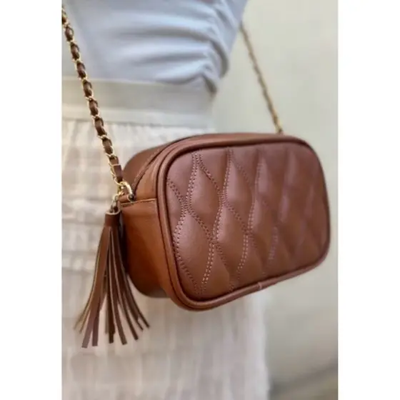 Bolsa Feminina Tiracolo Matelassê Mini Bag Alça Corrente Dourada Pequena Festa Casual Zíper Lançamento