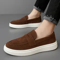 Loafer Masculino Mocassim Sneaker em Couro Camurça Luxo Café Sola Alta Confortavel Macio Flexivel