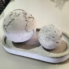 Adorno de Mesa Planeta Terra O Globo e Lua New TP MALEOGA - Conj. 3 Pçs