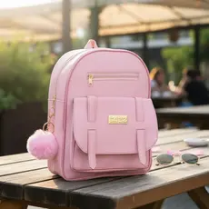 Mochila Feminina Estilosa Pequena De Costas Mochilinha Chaveiro Pompom