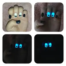4 Películas De Unhas- Brilha No Escuro (1 Cartela)