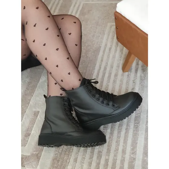 Bota Feminina de cano curto Coturno Tratorado Blogueira Confortavel PREÇO DE FABRICA