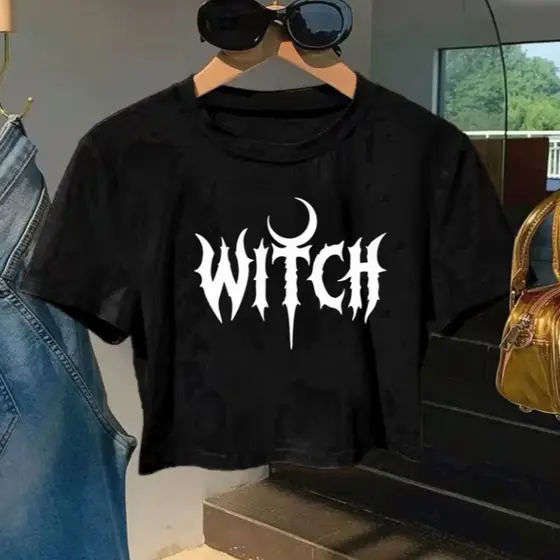 Blusa Cropped Oversized Tshirt Feminina Witch Bruxa Gotico Punk Aesthetic Retro Pop Dark Lua Moon