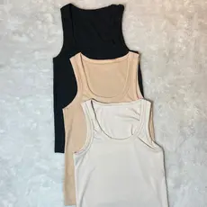 Kit 3 Regatas Blusas Femininas Blogueirinha Básica Tendencia Lisa Malha Ribana Cores  Elegante Moda