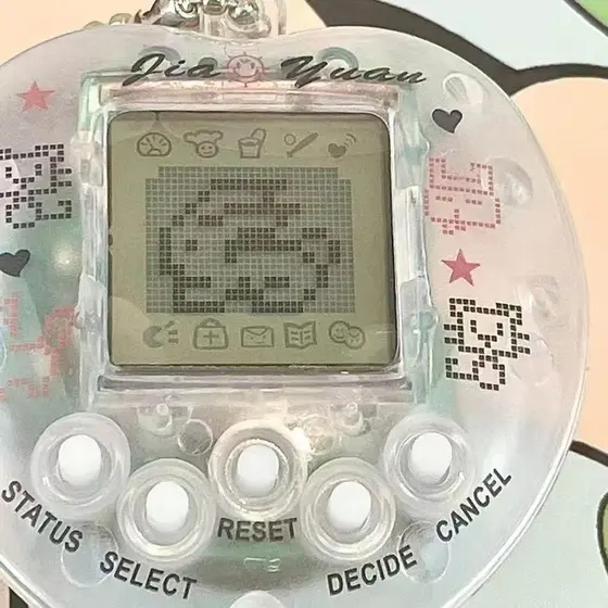 Mini Virtual Eletrônico Pet Máquina Chaveiro Pingente Transparente Pêssego Coração De Jogo Crianças Quebra-Cabeça Brinqu