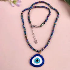 Colar de Miçangas com Pingente de Olho Grego