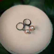 Brinco Pérola Natural de Água Doce Negra ou Rosê Argolinha Aço Inoxidável