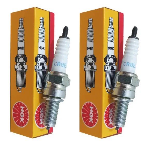 Velas de Ignição Comet 250 / Ninja 300 / Versys 300 Ngk Cr8e