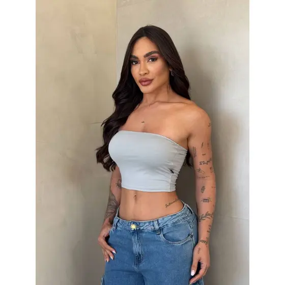 Top tube faixa básico casual vai com tudo moda verão sem alça tomara que caia blusa sem manga