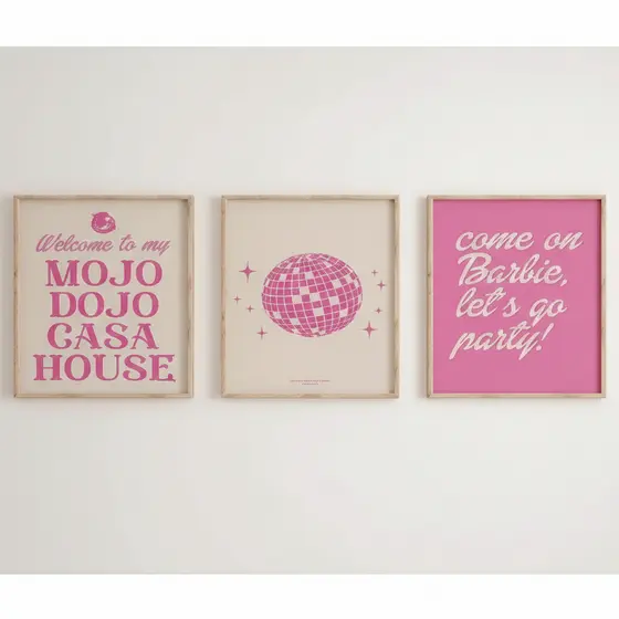 Quadro decorativo Barbie pink (NÃO TEM MOLDURA 3 peças)