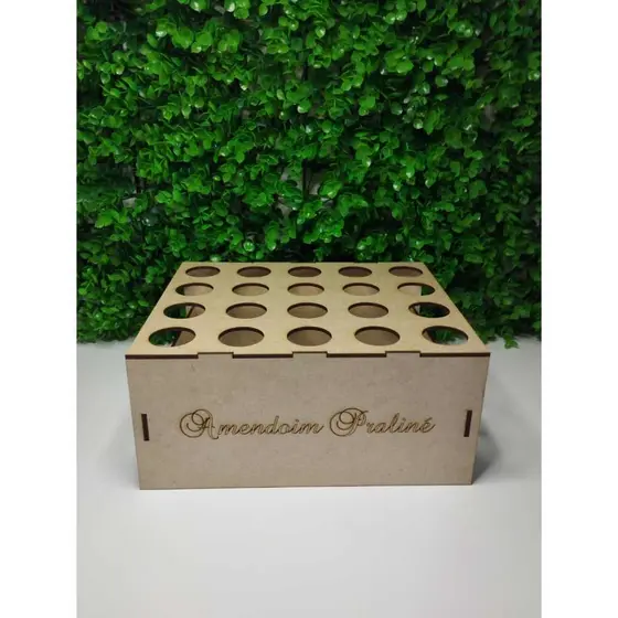 Suporte com 20 espaços para Cones Trufados em mdf