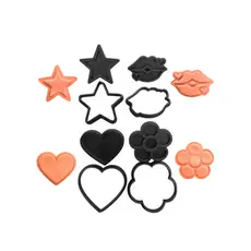 Kit 4 Cortadores e Carimbos de Biscoito – CORAÇÃO - ESTRELA - FLOR - BOCA - 5cm