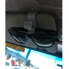 Porta Óculos Suporte Quebra Sol Veicular Para Óculos 3D
