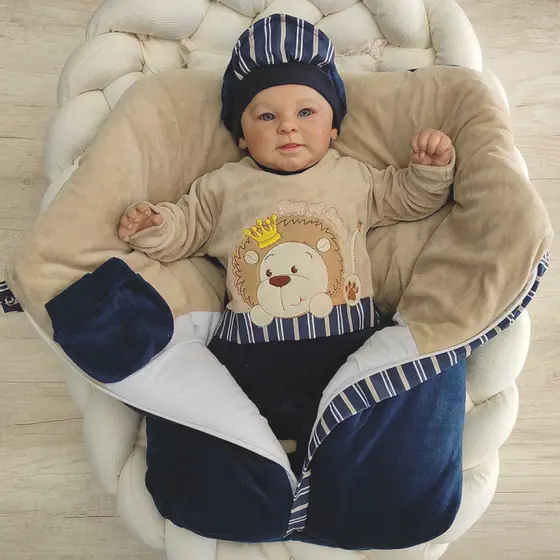 Saída de Maternidade Bebê Menino Rei Leão Marinho Plush com Porta Bebê