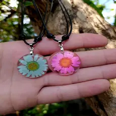 Colar Flor Natural em Resina Girassol Margarida