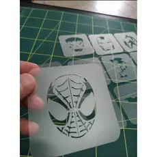 Kit 10 Stencils Pequenos Tema Infantil Super-Heróis pintura corporal e facial
