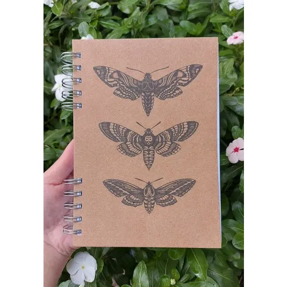 Caderno Sketchbook para Desenho - 20,5x14,5cm - 140 Páginas de 180g - Miolo Liso - Borboletas1