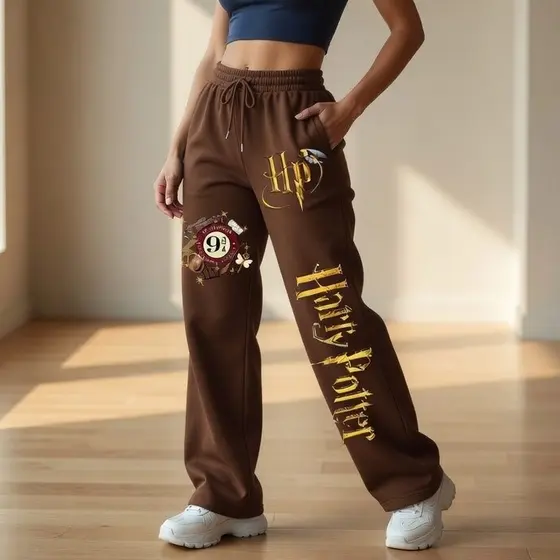 Calça Moletom Wide Leg Com Estampa da Série de Filmes Harry Potter Plataforma 9¾