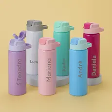 Squeeze de Alumínio Personalizado 600ml com Nome | Bico Flexível, Tampa Higiênica e Alça