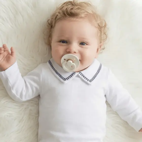 Body Infantil Bebê Menino Manga Longa Gola BordadaTrigal