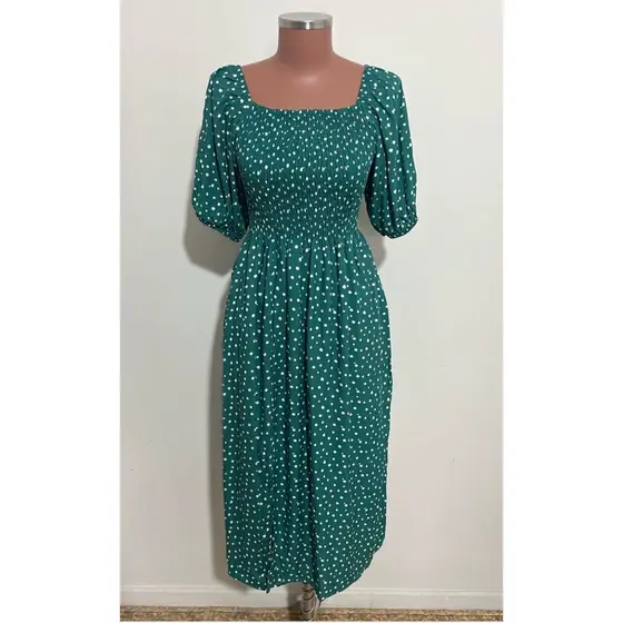 Vestido Verde Natal Midi Com Elastec Fenda Manga Curta