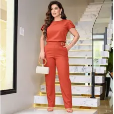 Conjunto Scrub Jaleco Uniforme Feminino Casual Sofisticado Blusa Calça Linho Fivela Elegante Cores Diversas Chique 2026