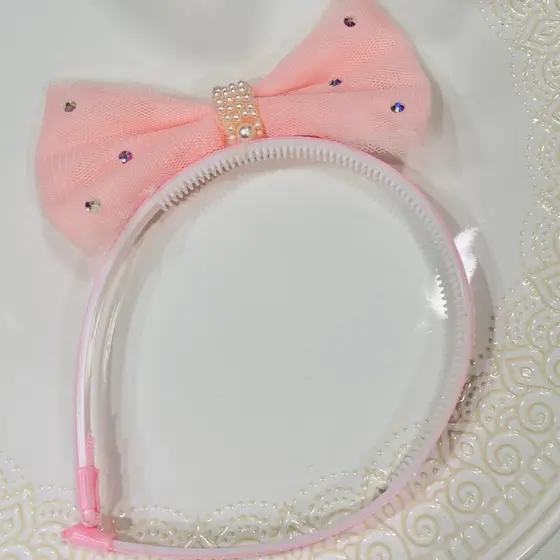 Tiara Infantil / Tiara Rosa / Tiara delicada /Tiara de luxo / Laço na Tiara / Tiara Deitada