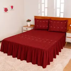 Kit Cobre Leito 3 Peças Casal Padrão Matelada Bordada com Babado em Toda Volta Cores Variadas