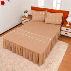 Kit Colcha Casal 03 Peças Bordada Matelassê com Babado Tecido Premium Elegante e Confortável