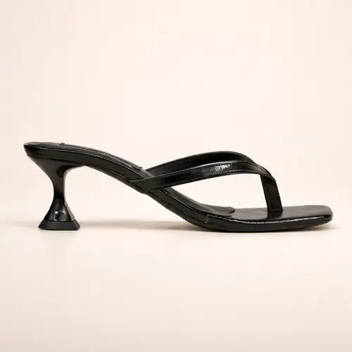 Sandalia Tamanco Salto Fino Flit Flop Chinelo Tiras Baixo